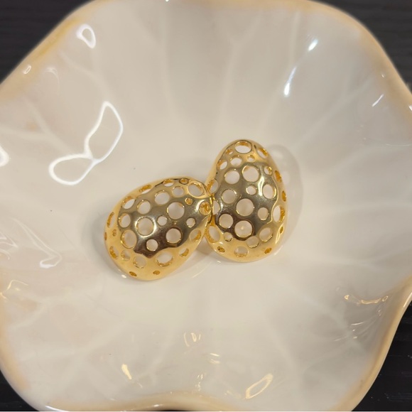 Golden Radiance Earrings - Picture 2 of 2